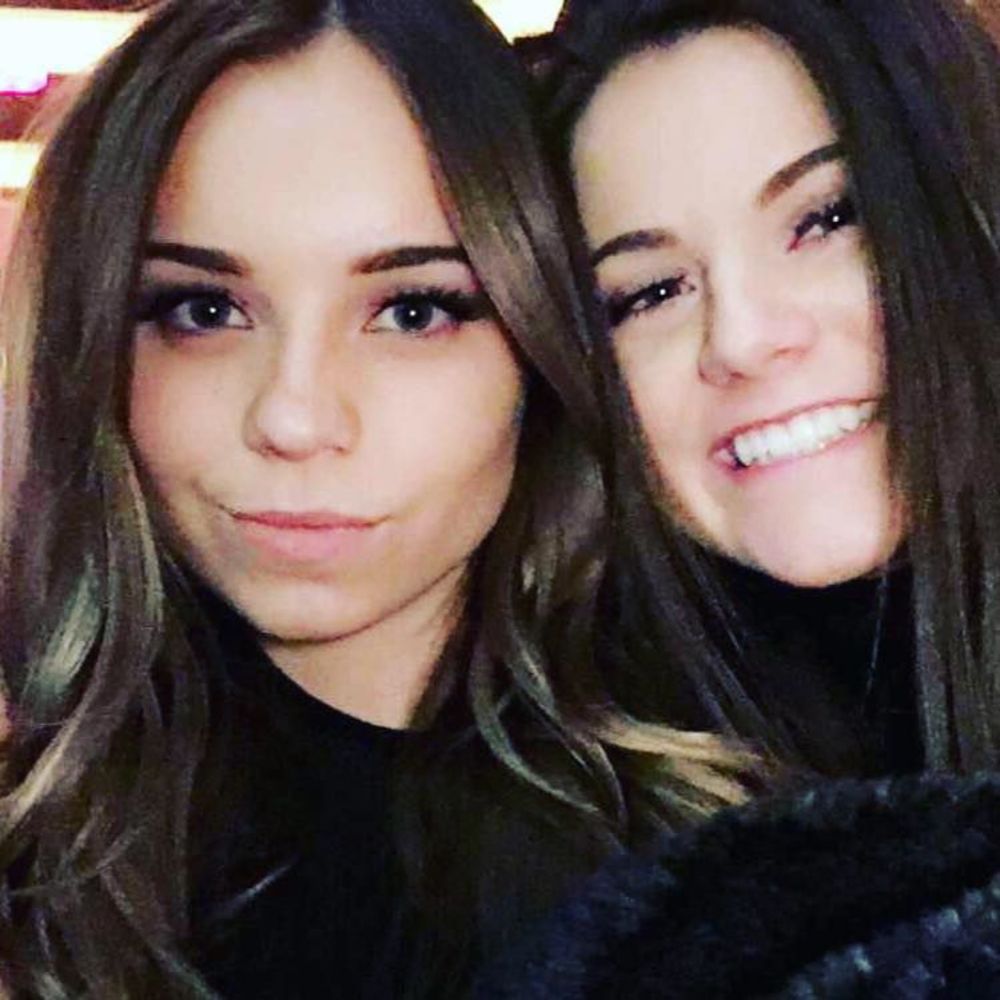 Meet your Posher, Lexie