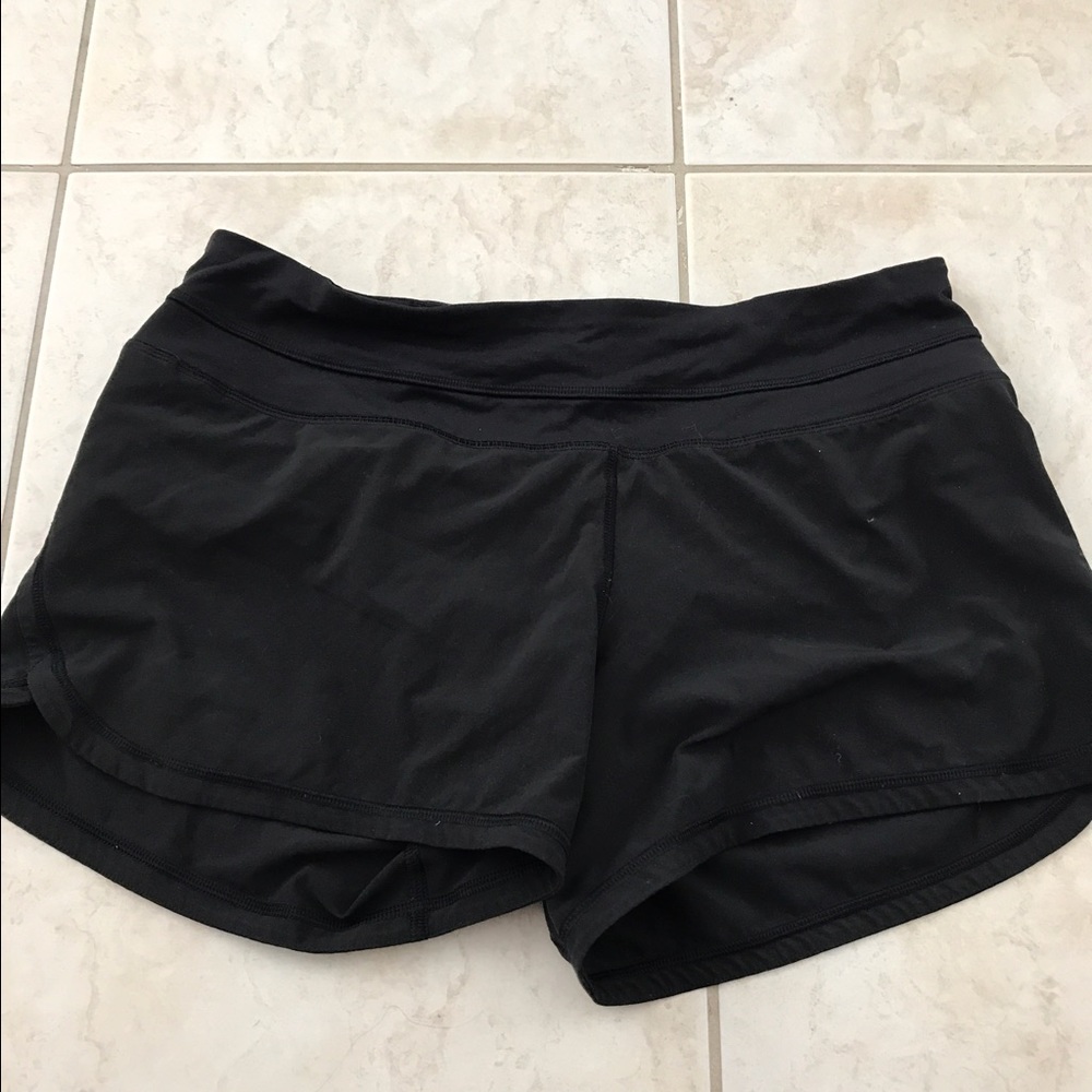 Groove run shorts size 8