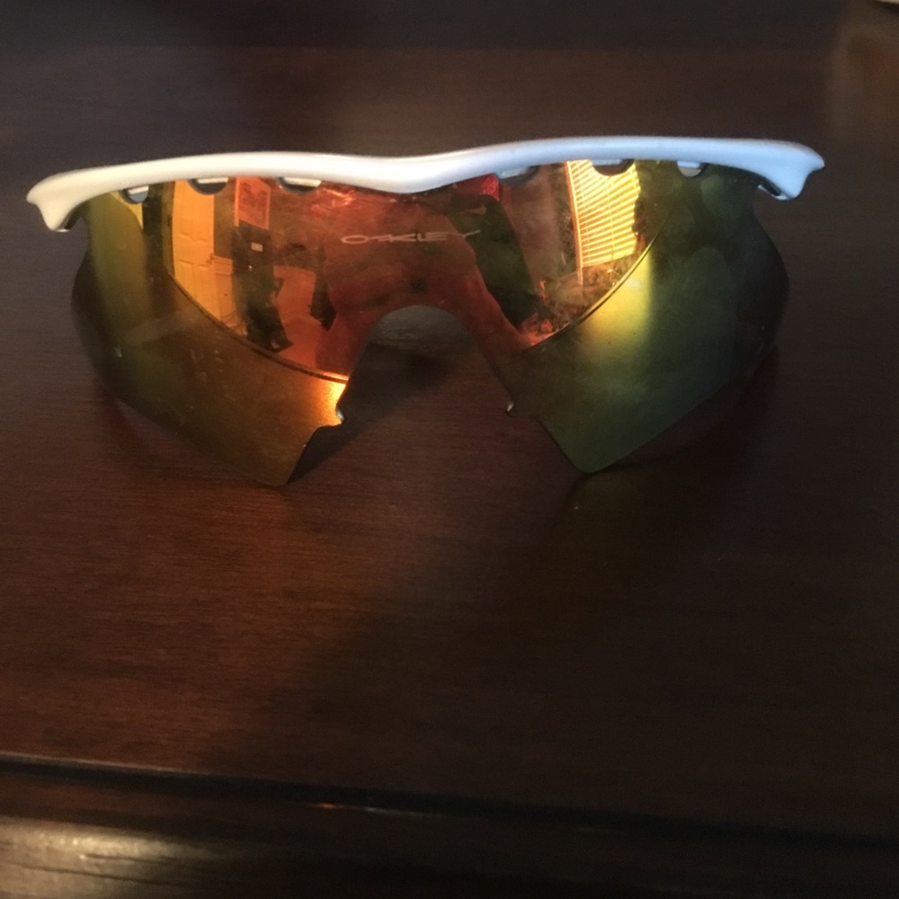 Oakley M Frame