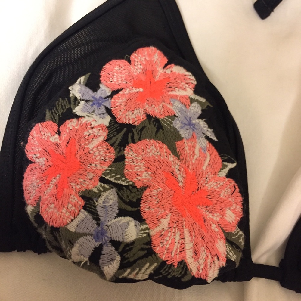 Target bikini top - Picture 2 of 2