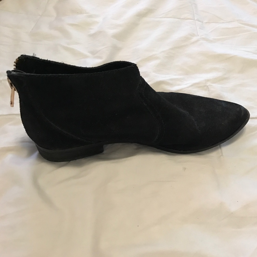 Black bootie