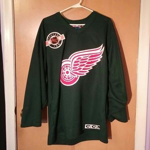 Men's NHL Dark Green Detroit Red Wings Jersey