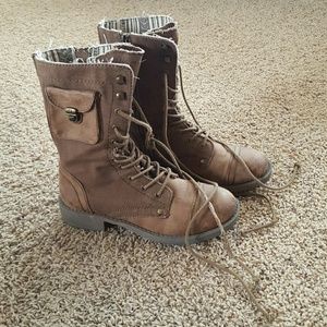 Roxy combat boots