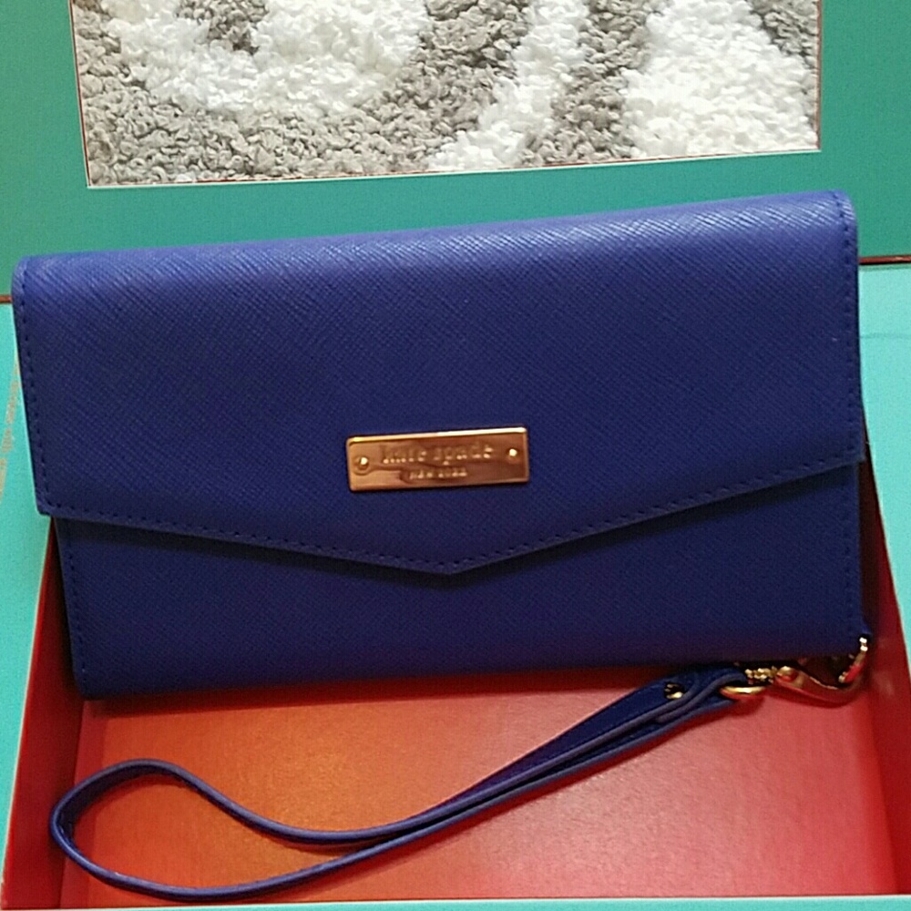 kate spade wristlet