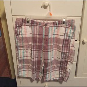 Hollister Women's Size 1 Bermuda Shorts