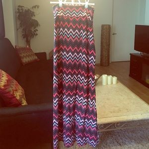 Patterned maxi skirt