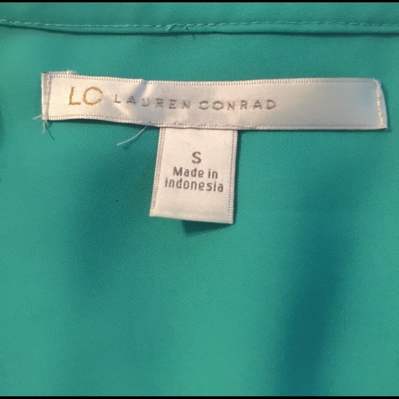 Lauren Conrad Blouse π - Picture 3 of 4