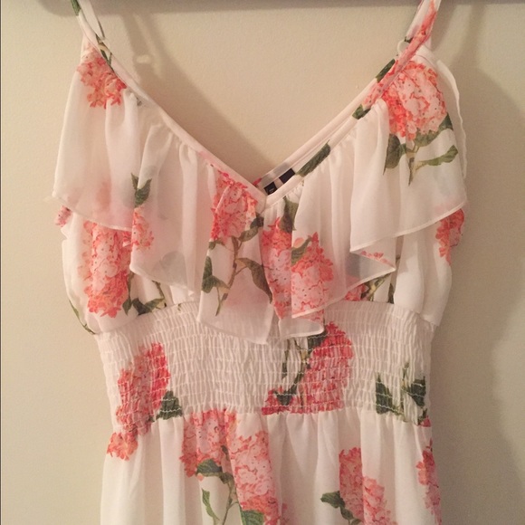 ❤️SOLD❤️High Low Floral Dress - Picture 3 of 4