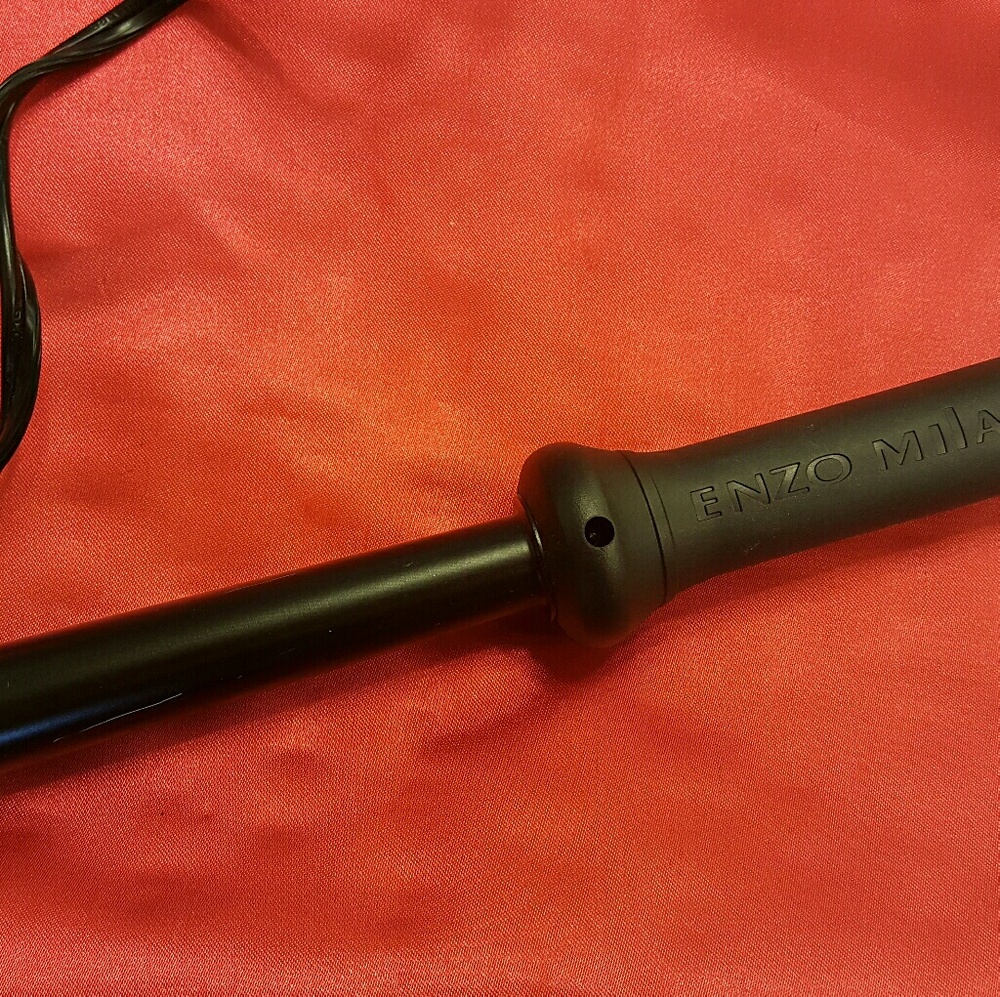 Enzo Milano reverso clipless wand