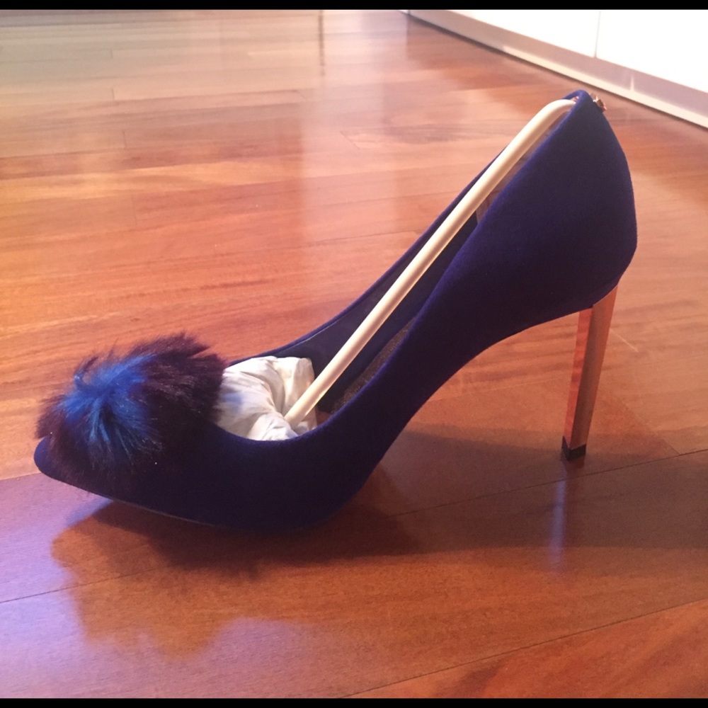 Ted Baker PomPom Detail Pointed Court Pump