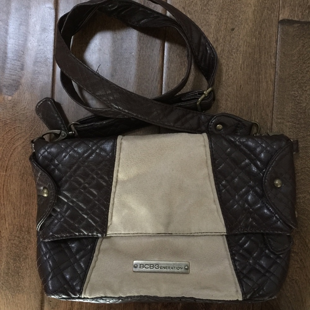 BCBG Generation Clutch