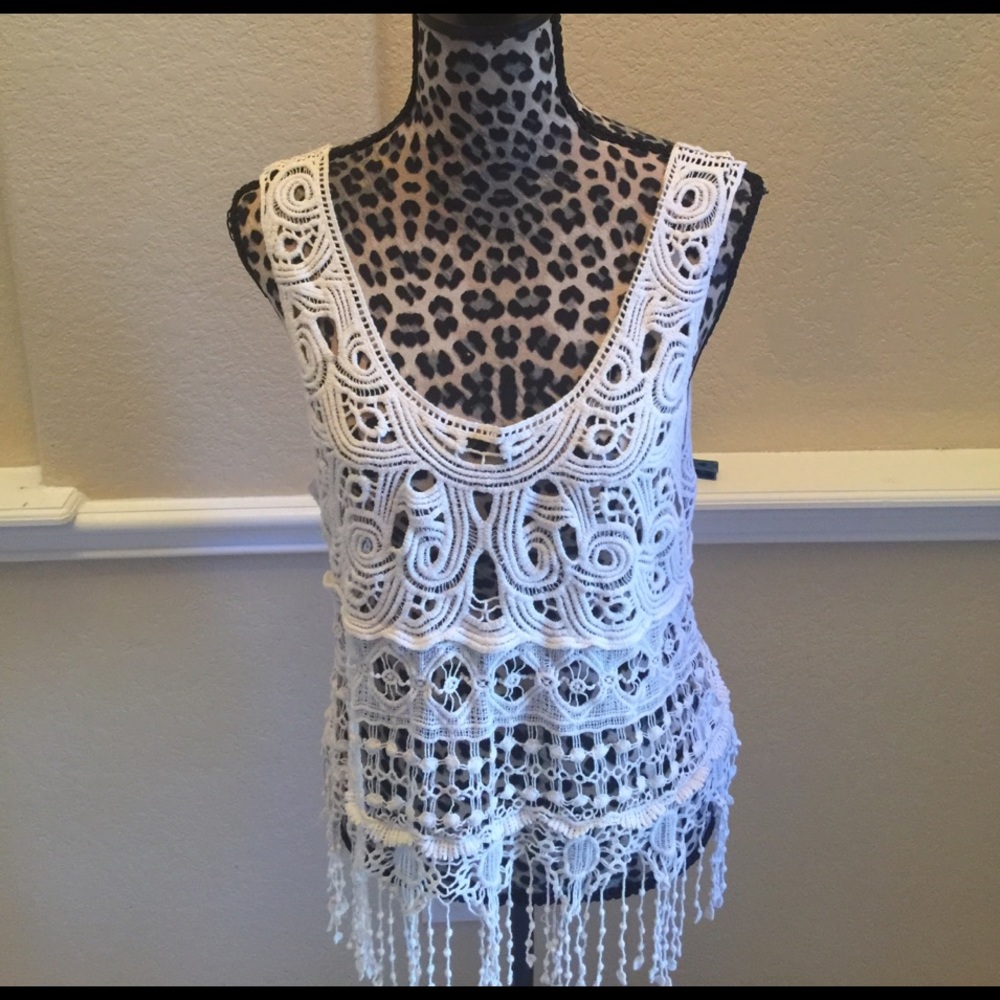 Ellie & Kate lacy tank top. L/XL