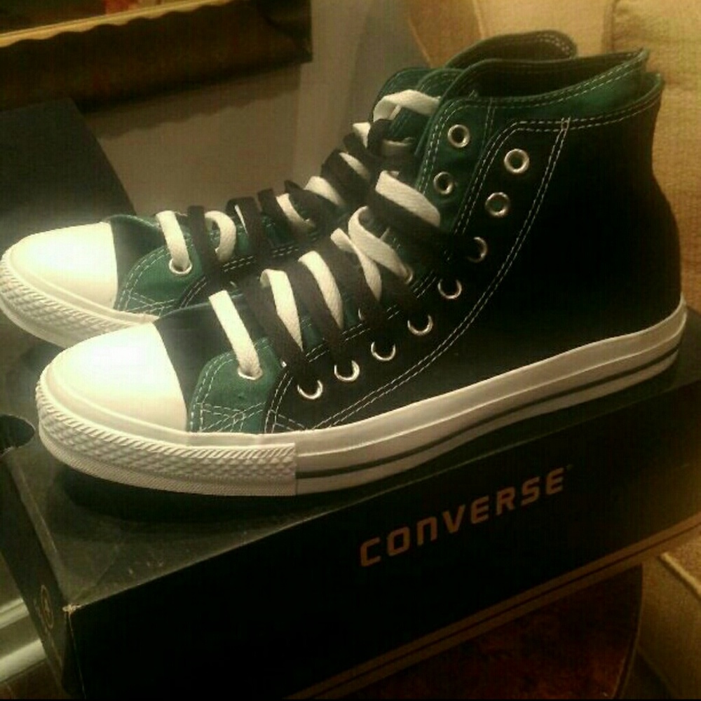NEW men's CONVERSE  black and green two fold high