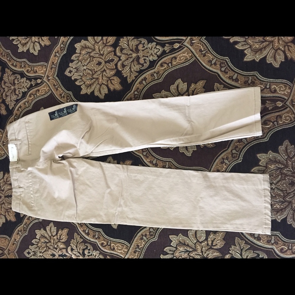 GAP brand size 7 tan pants for girls. NWT