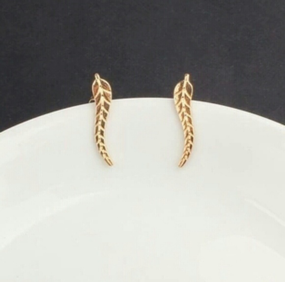 🆕 Silver Metal Leaf Earrings Clips - Picture 5 of 8