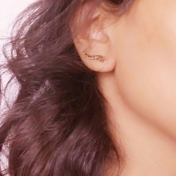 🆕 Silver Metal Leaf Earrings Clips - Picture 3 of 8