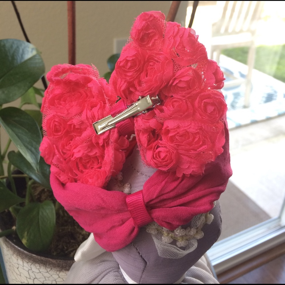 SPRING Bow 💐 - Picture 3 of 5