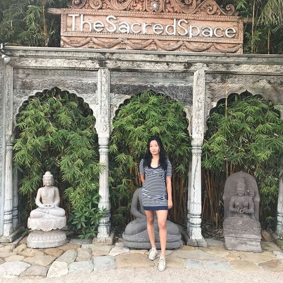 Meet your Posher, Christine - Picture 1 of 1