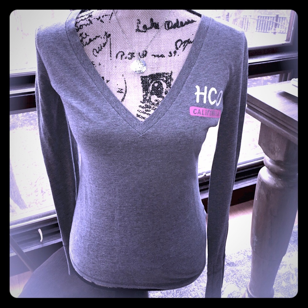 Hollister Tee