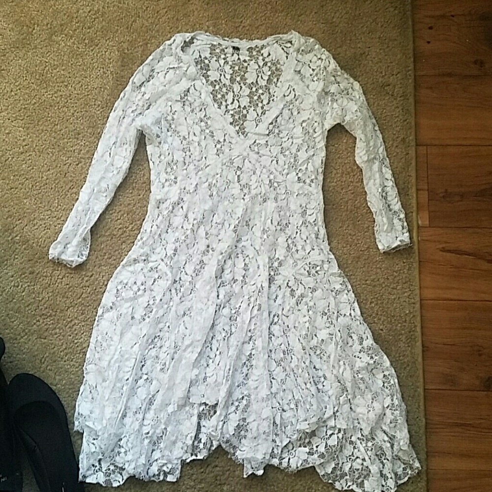 White lace dress