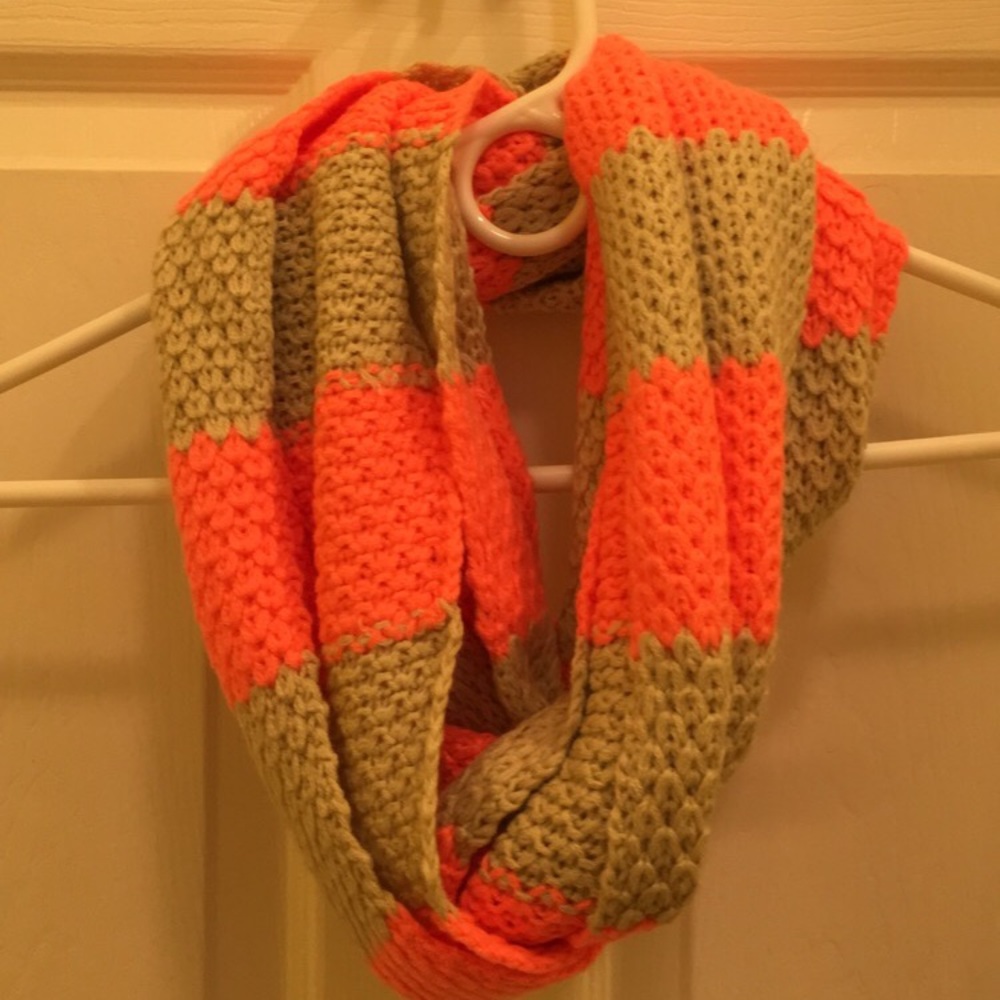 Scarf