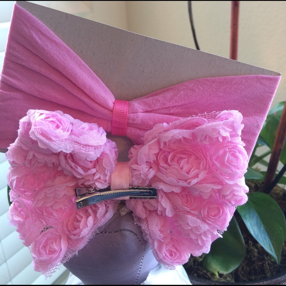 SPRING Bow 💐 - Picture 2 of 5