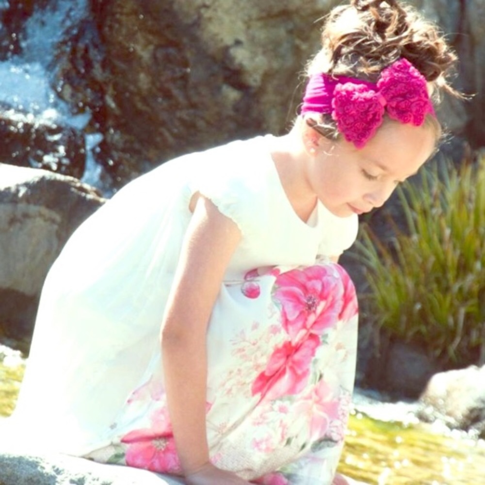 SPRING Bow 💐 - Picture 4 of 5