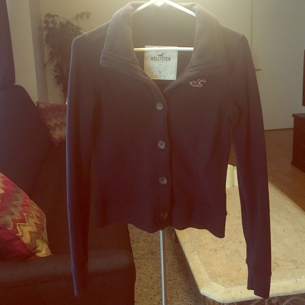 Hollister sweater