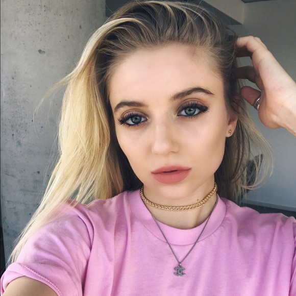 • baby gold chain choker • - Picture 2 of 4