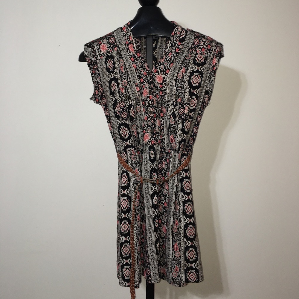 Dress size Juniors Large