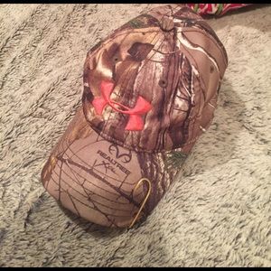 Under armour camo hat!
