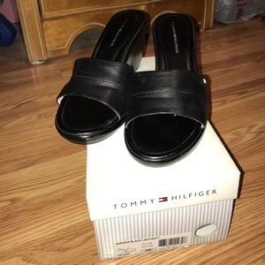 Tommy Hilfiger black sandals