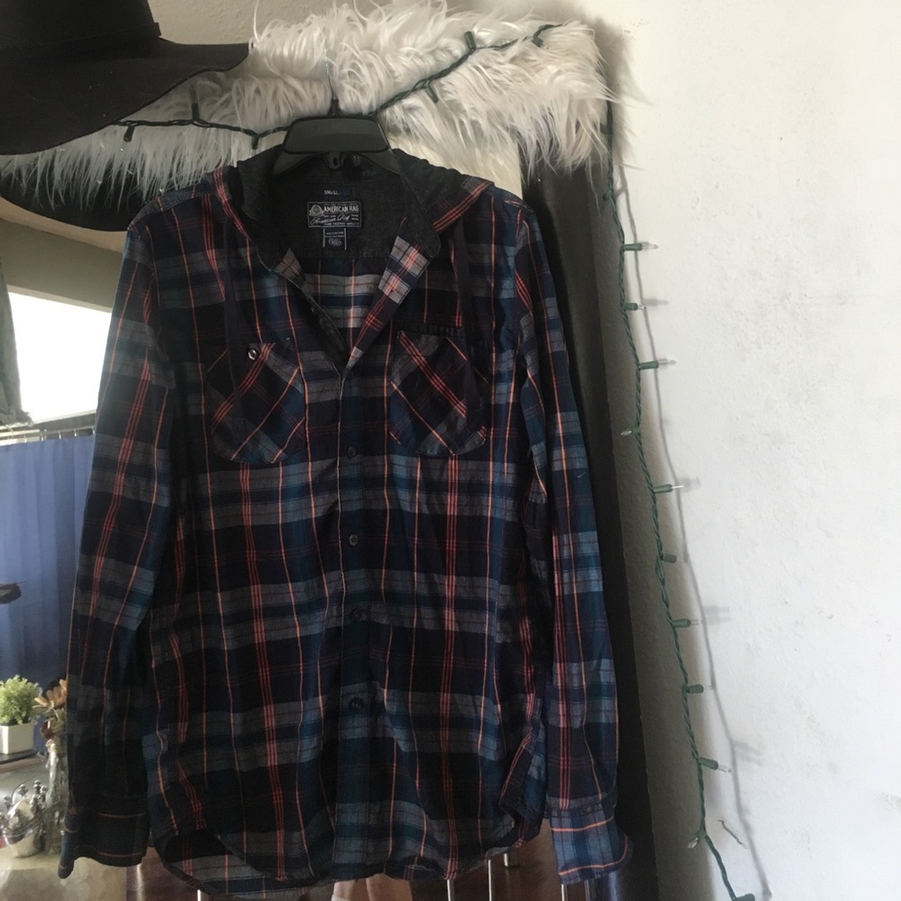 American Rag plaid hoodie!😎