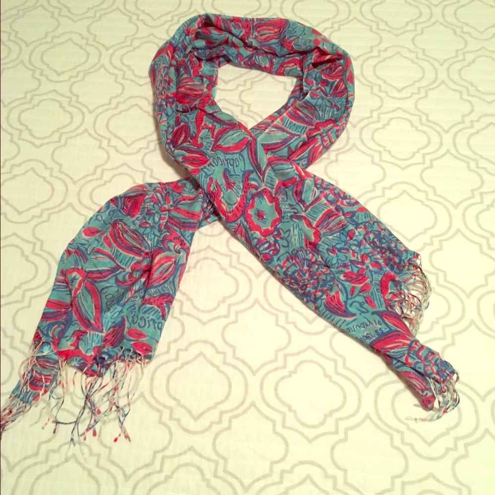 LILLY PULITZER Astrology Print Murfee Scarf! 🌴❤️