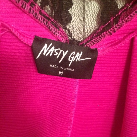 NWT Fuchsia and Black Lace Nasty Gal Dress Size XS - Picture 6 of 6