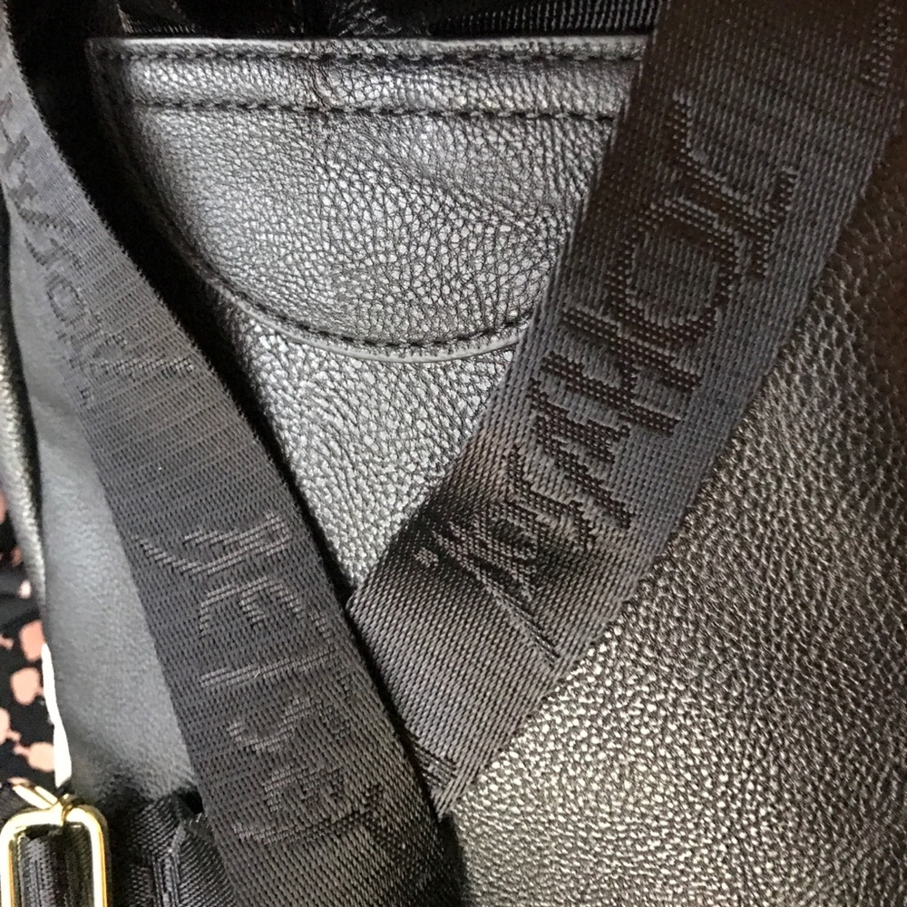 X SOLD X 💋Betsy Bag💋 - Picture 6 of 8