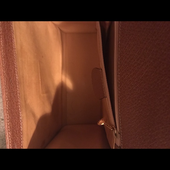 more photo for Gucci vintage bag. - Picture 2 of 4