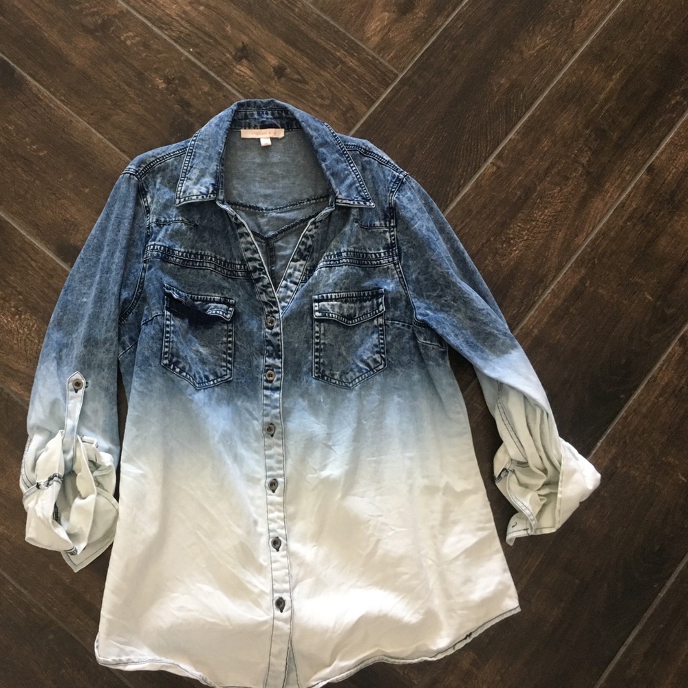 Ombré chambray button up