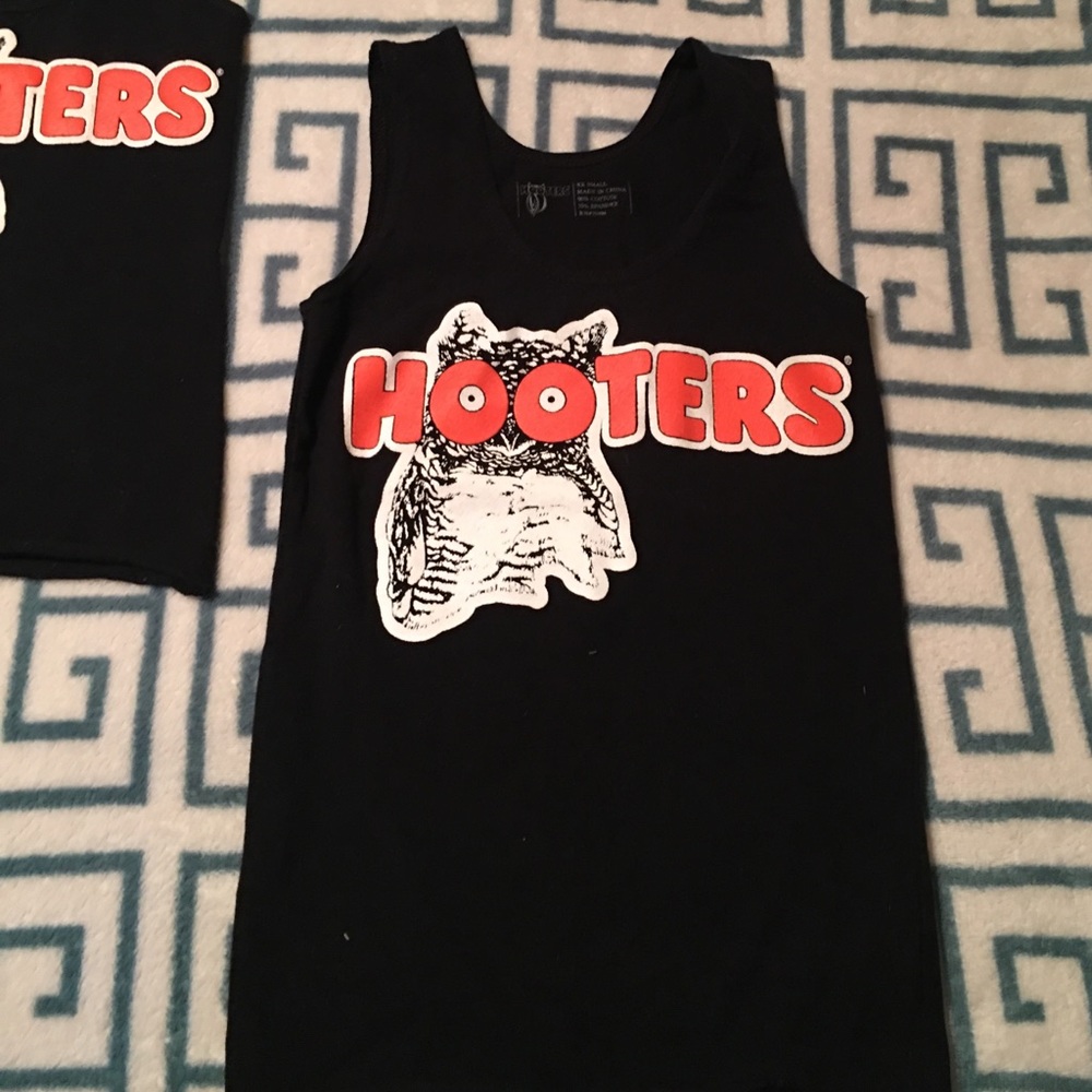 Original hooters black tank