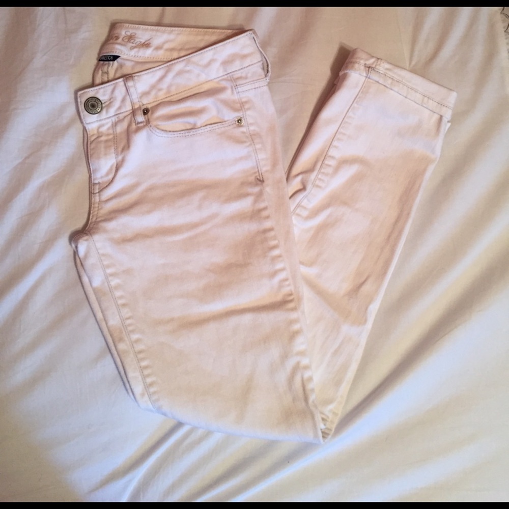 White American Eagle Jeans