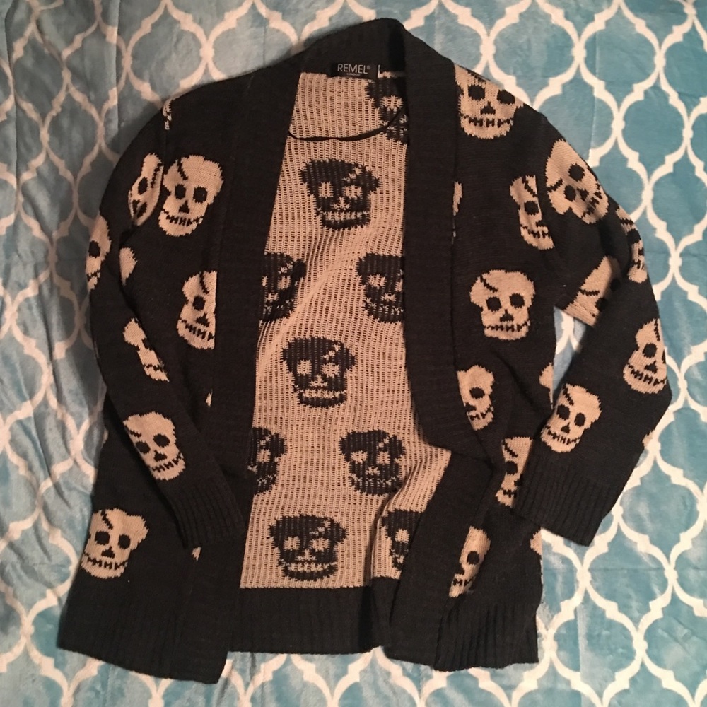 Rimmel Skull Cardigan