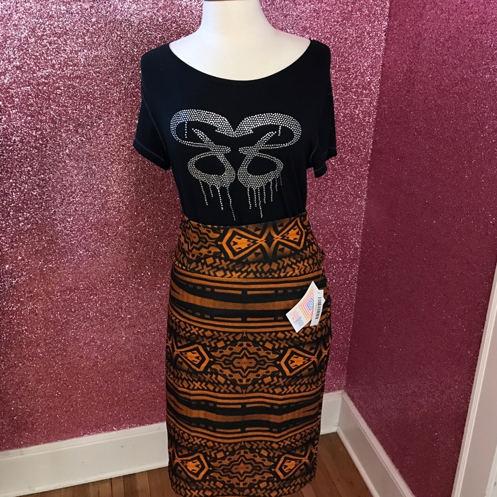 Lularoe Cassie skirt L