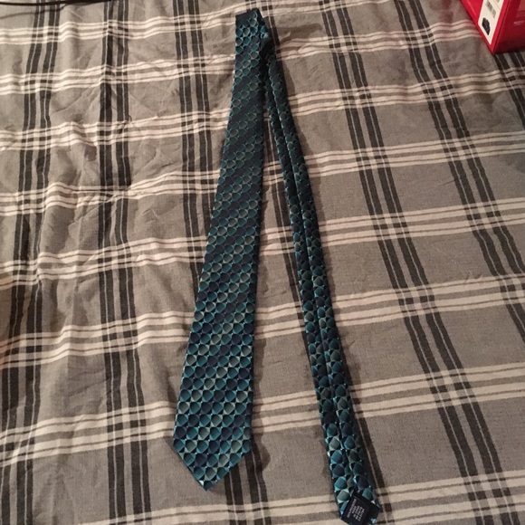 Neck tie - Picture 1 of 1