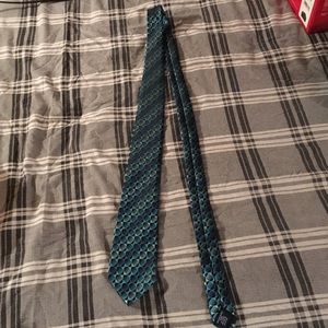 Neck tie