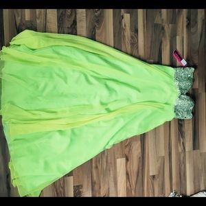 Lime green paparazzi gown