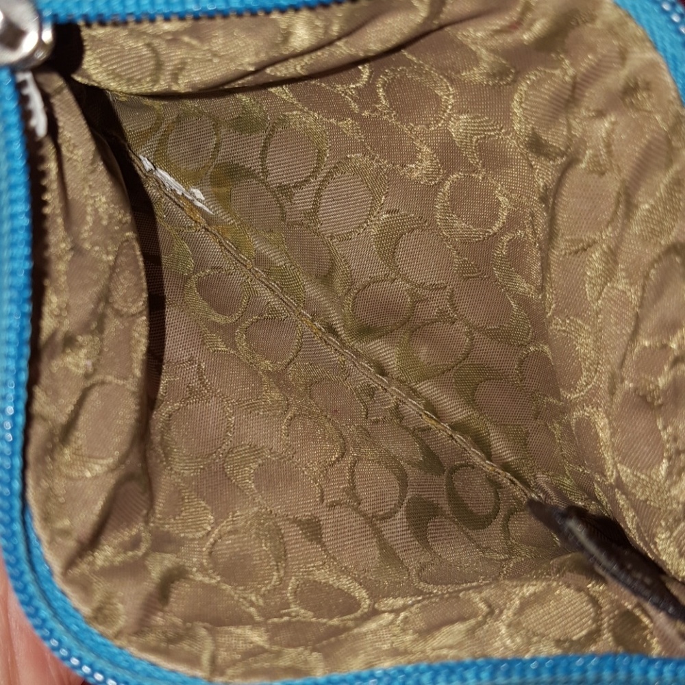 coach wristlet authentic - Picture 2 of 5