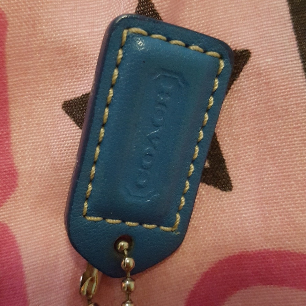 coach wristlet authentic - Picture 4 of 5
