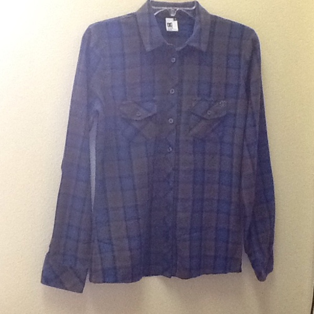 DC women's shirt