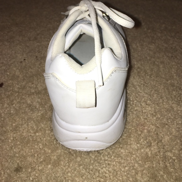 White pair of fubu shoes - Picture 4 of 4