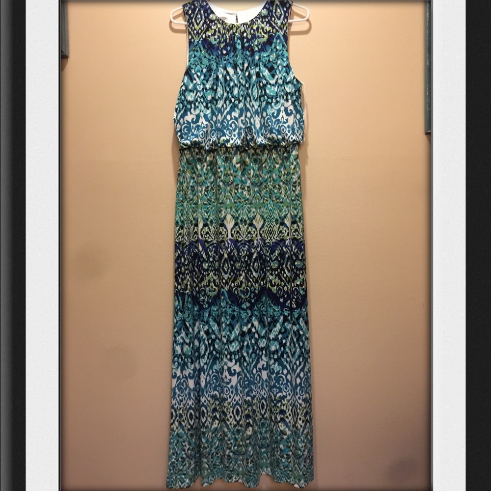 Maxi dress by London Times